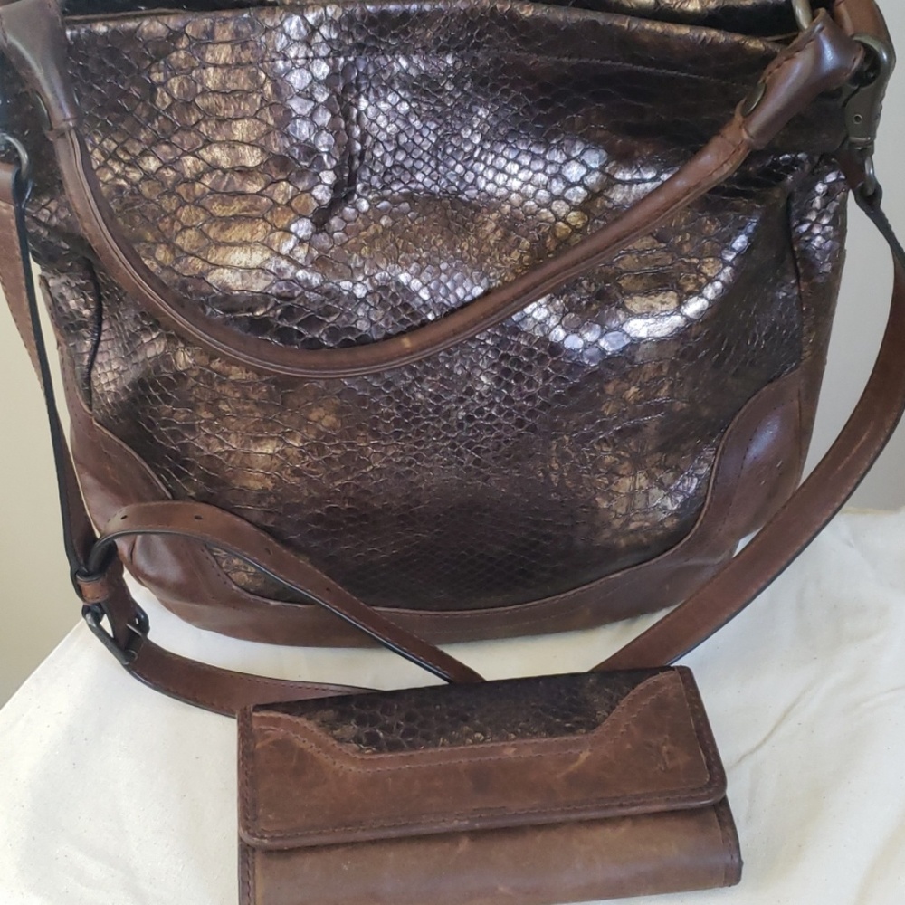 FRYE PURSE AND WALLET